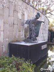 Statue of Miura Tamaki