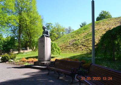 Friedrich Reinhold Kreutzwald Monument