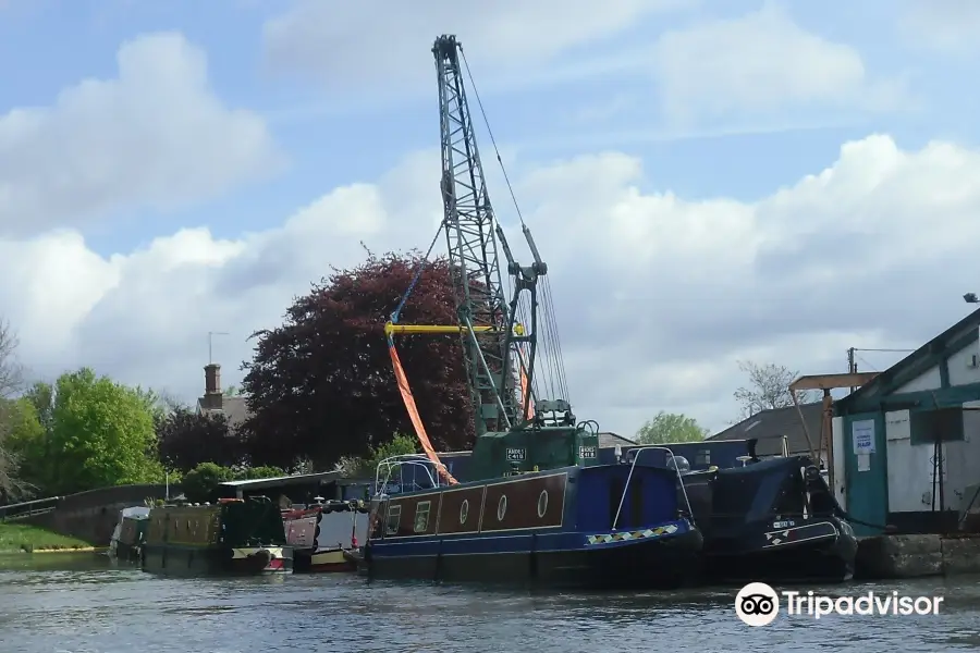 Blisworth Marina