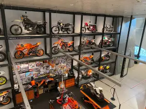 KTM Motohall
