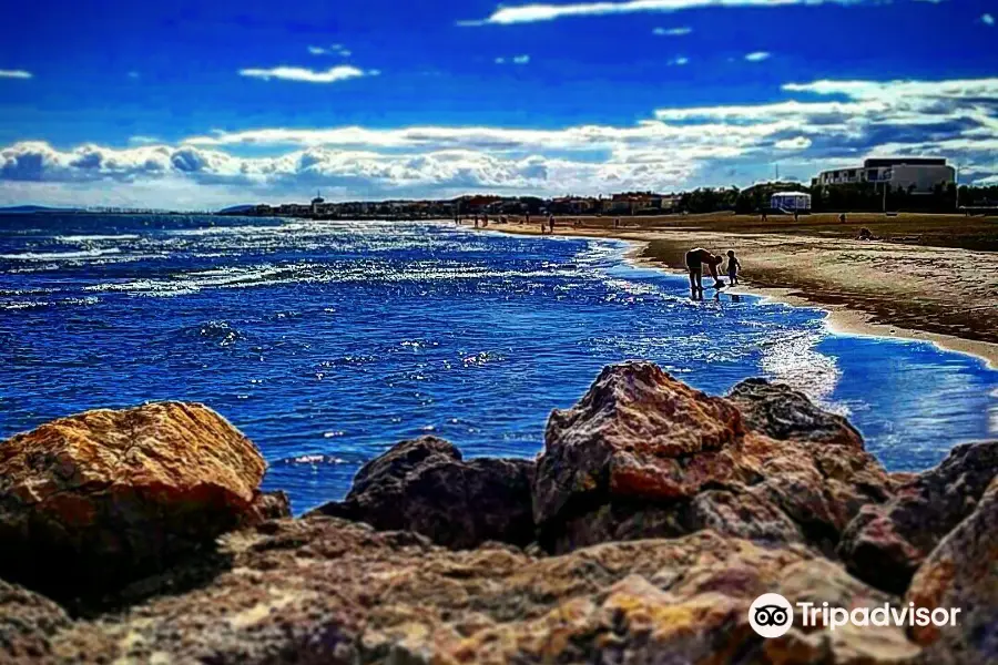 Petit Travers Beach