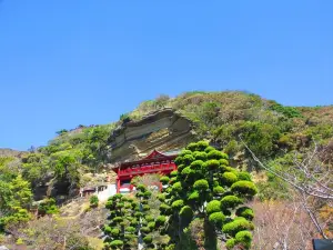 Gakekannon temple