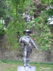 Statue of D'Artagnan