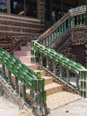 Wat Larn Kuad - Beer Bottle Temple