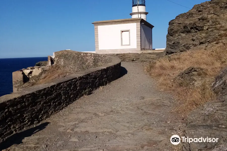 Faro de Cala Nans