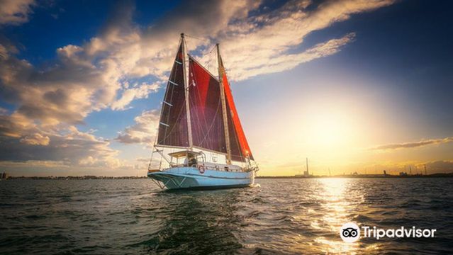 Melbourne Sailing Adventures