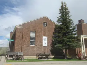 Fossil Country Frontier Museum