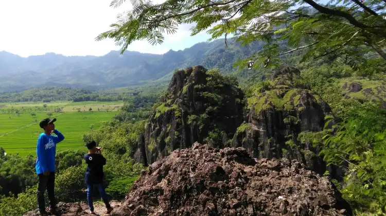 Các khách sạn ở Gunungtugel