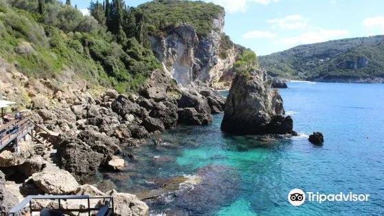 La Grotta Beach