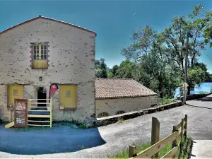 Le Moulin a Papier du Liveau