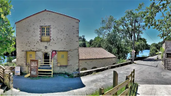 Le Moulin a Papier du Liveau