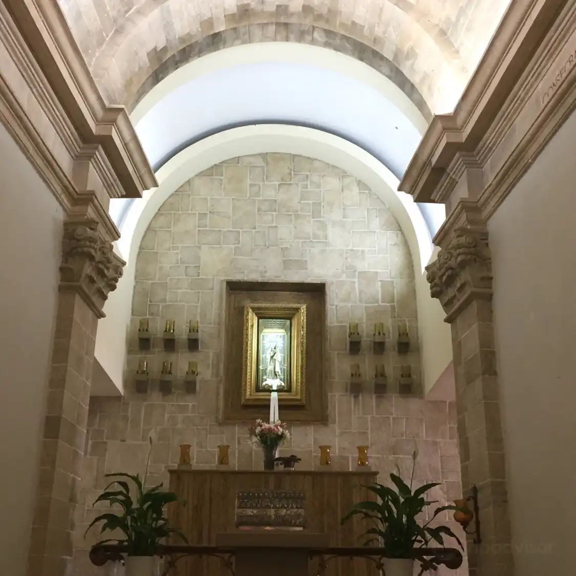 Hotels near Santuari de Cura