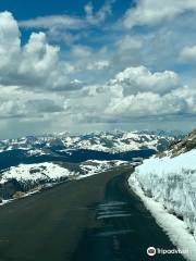 Mt Evans