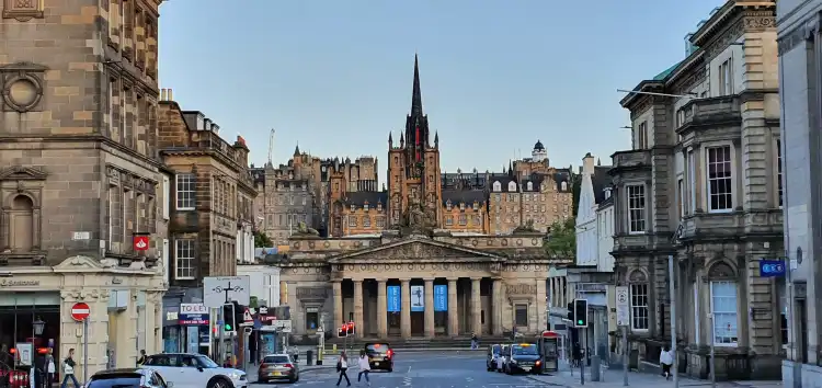 Hotel dekat Royal Scottish Academy
