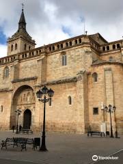 Basílica menor / Colegiata de San Benito Abad