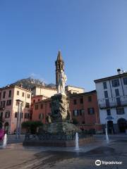 Monument to Mario Cermenati