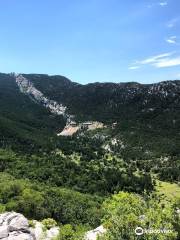 Gornja Brela - Berulia - Central Dalmatia Croatia - Theme Trails