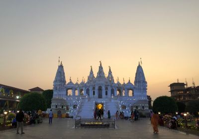 BAPS Shri Swaminarayan Mandir, Akshar Deri Gondal