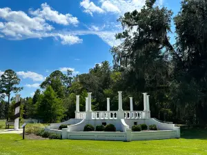 Radium Springs Garden