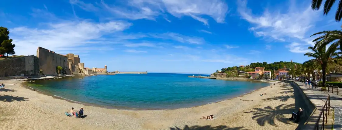 Hotels near Points 2 Vue