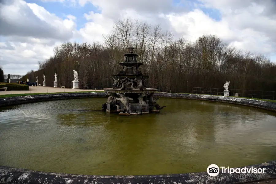 Bassin de la Pyramide