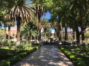 Plaza Principal Luis De Fuentes y Vargas