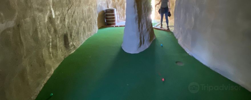 Pirate's Cove Adventure Golf