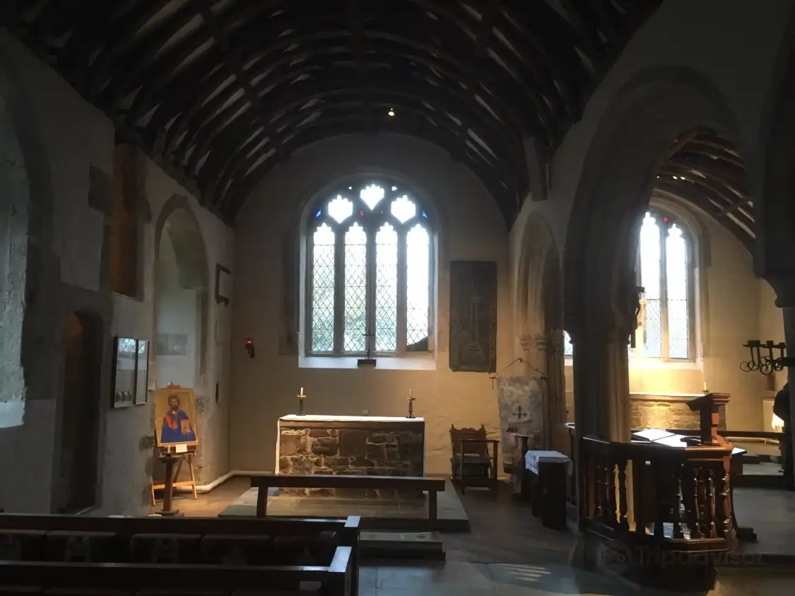 Collegiate Church of St Endellion 주변 호텔