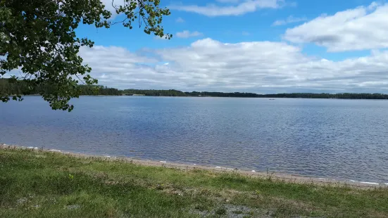 MacLeod Provincial Park