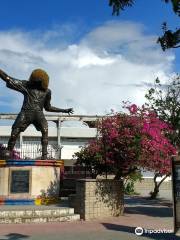 Carlos "El Pibe" Valderrama Statue