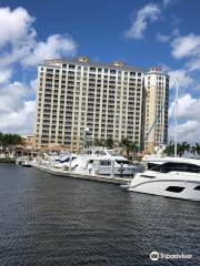 Tarpon Point Marina, Tarpon Point