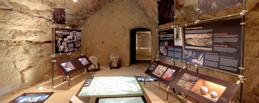 Museo de la Cueva del Castillo