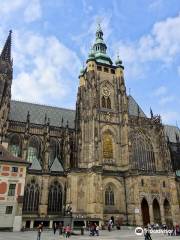 Discover Walks Prague - Walking tours of Prague