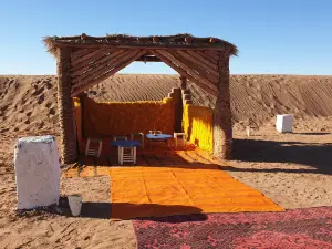 Bivouac Sous Les Etoiles