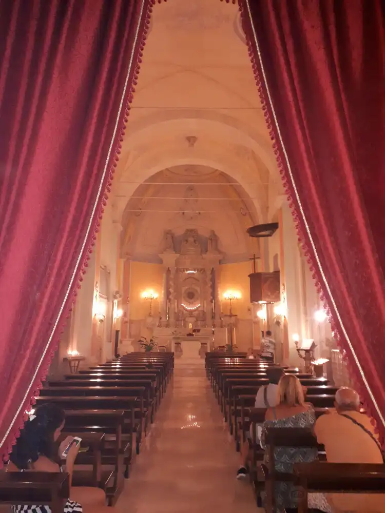 Hotels in Aradeo