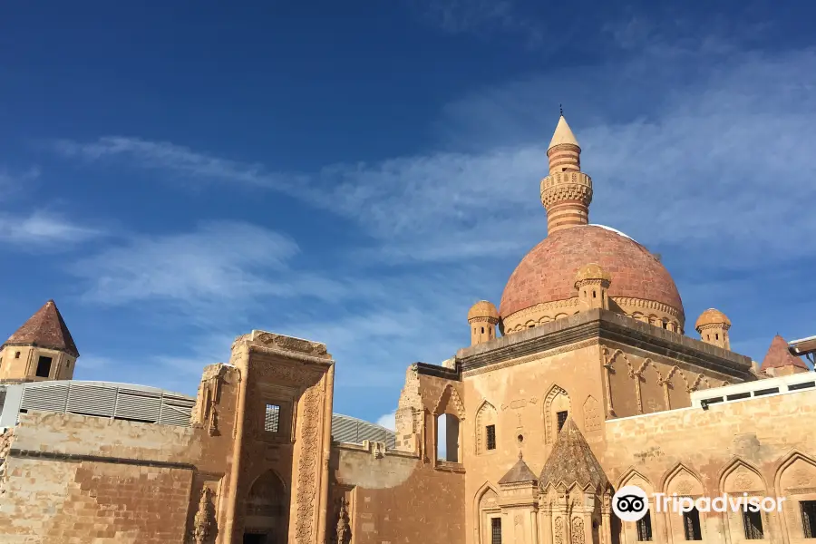 Ishak Pasha Palace