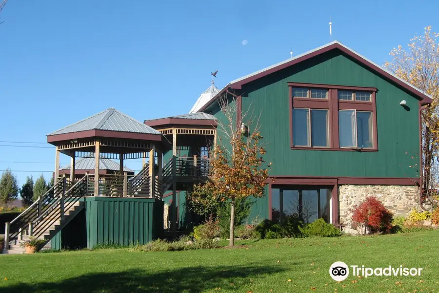 Heron Hill Tasting Room at Canandaigua Lake