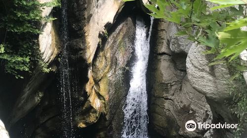 Bogove Waterfall