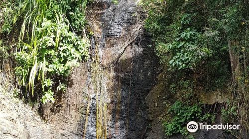 Kuyawyaw Waterfalls