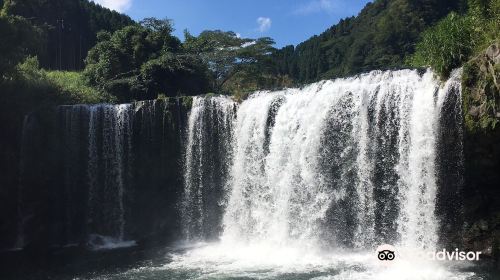 仙洞の滝