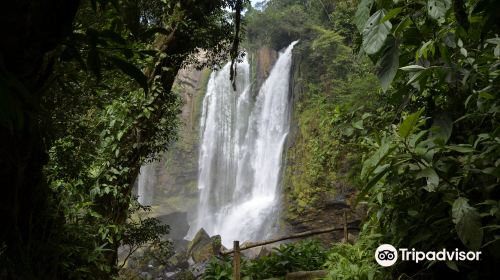 Nauyaca Waterfall Nature Park