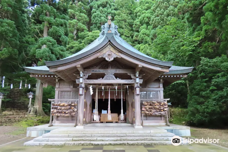 真山神社