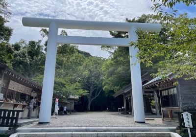 安房神社