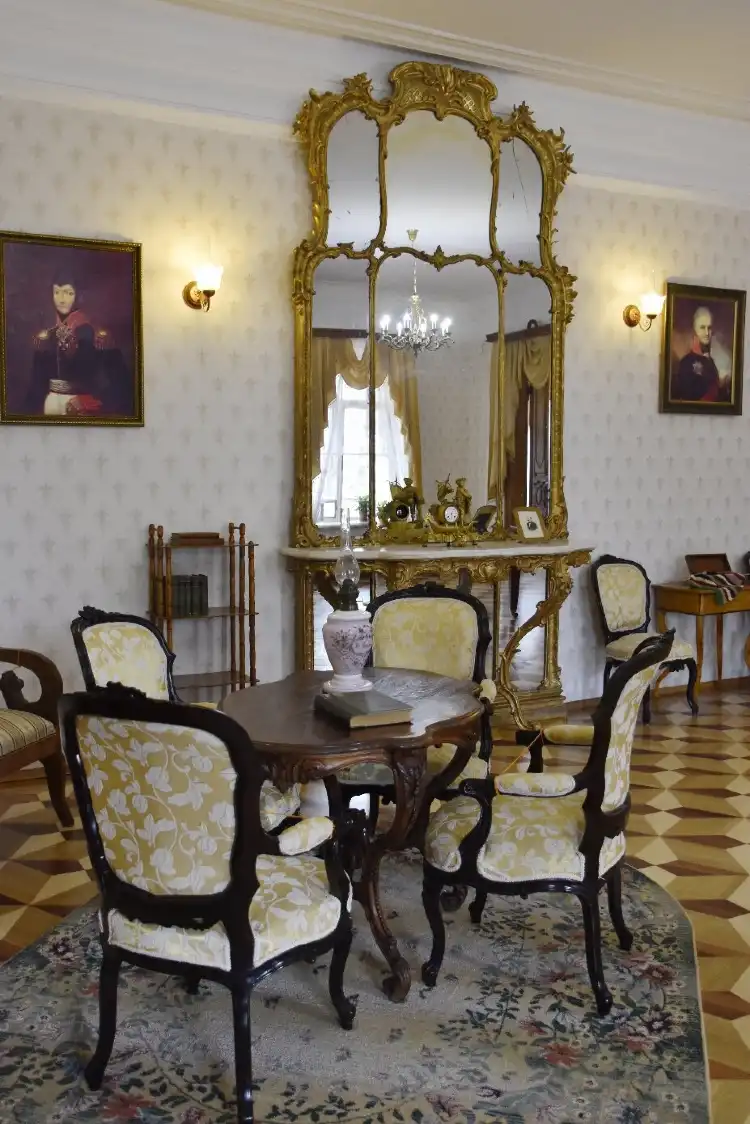 Hotels in Jaroslawski rajon