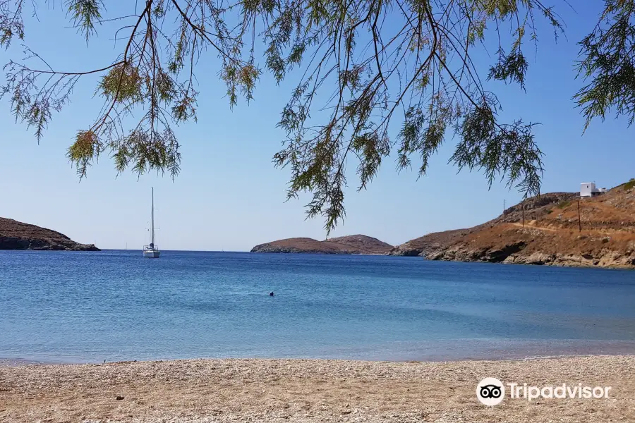 Apokrousi Beach