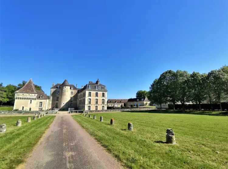 Hotels in Boussay