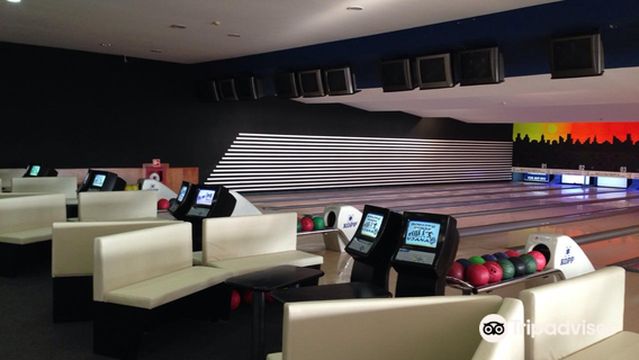 Bowling Fun House & Coffee - Braga