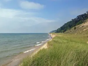 Saugatuck Dunes State Park