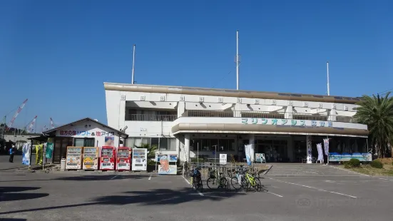 Roadside station Hakata S-C park