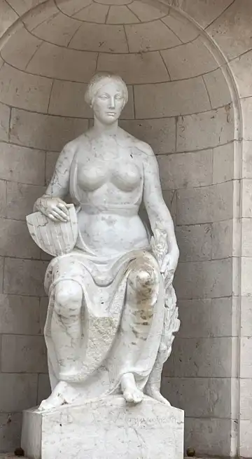 鄰近華倫西亞大學的酒店